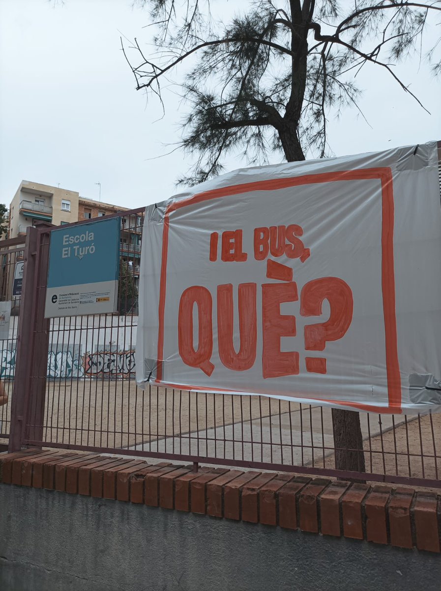 Al Turó de la Peira seguim esperant que <a href="/Esquerra_ERC/">Esquerra Republicana</a> porti al barri les nostres pediatres i, que mentrestant l'ajuntament ens posi un bus que conecti amb Rio de Janeiro per facilitar la vida a les families. <a href="/jaumecollboni/">Jaume Collboni</a> ens va prometre un bus que no hi arriba.