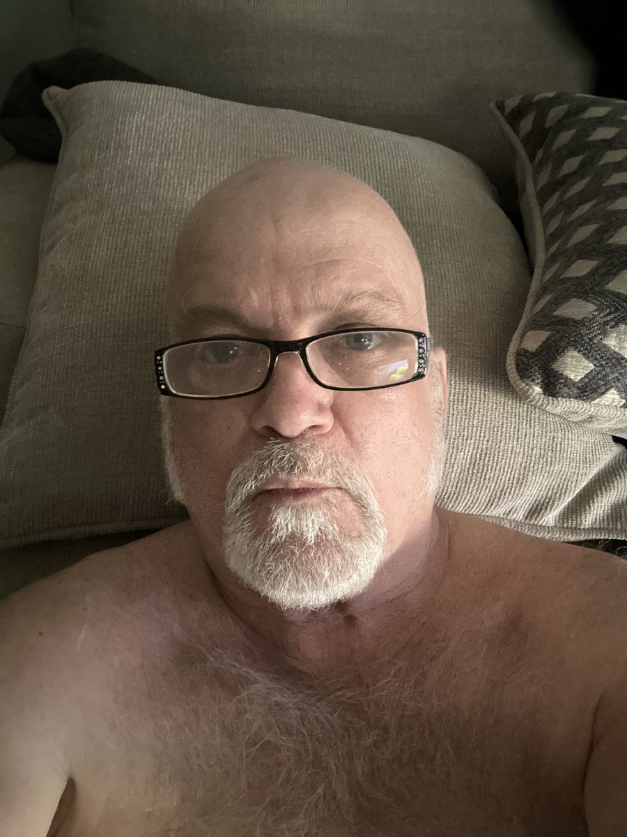 JosephC27475742's tweet photo. @jenanistonblog 911, I’m in need of some help, finding my Dream Girl. I’m madly in love with her and nobody wants to help me, but Fake Jennifer’s. I been looking for her on the internet for 3 years and counting. I got scammed and nobody cares https://t.co/t4syWiLXhK