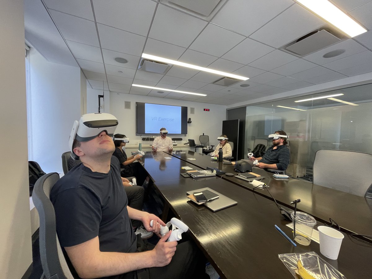 Head Set Immersive tweet media