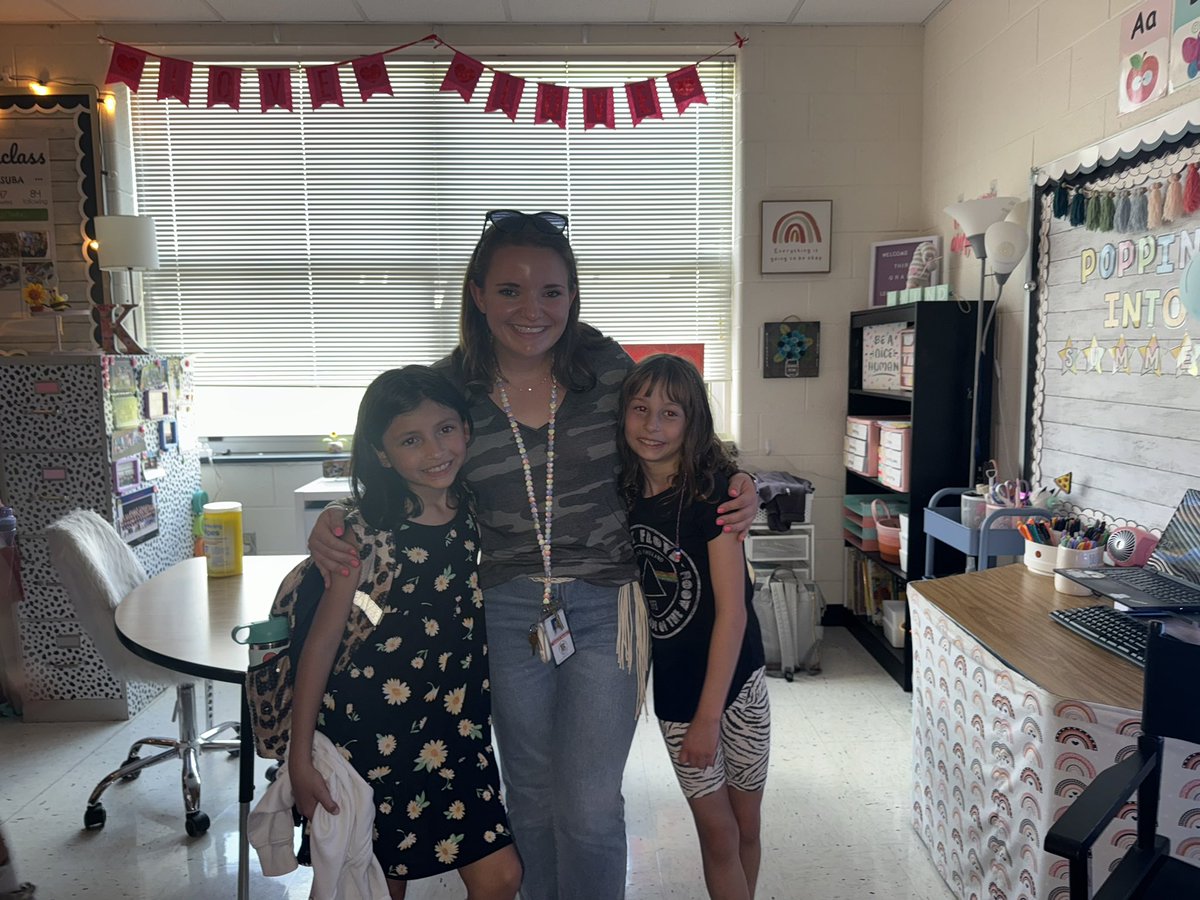 Missing my kiddos🩷