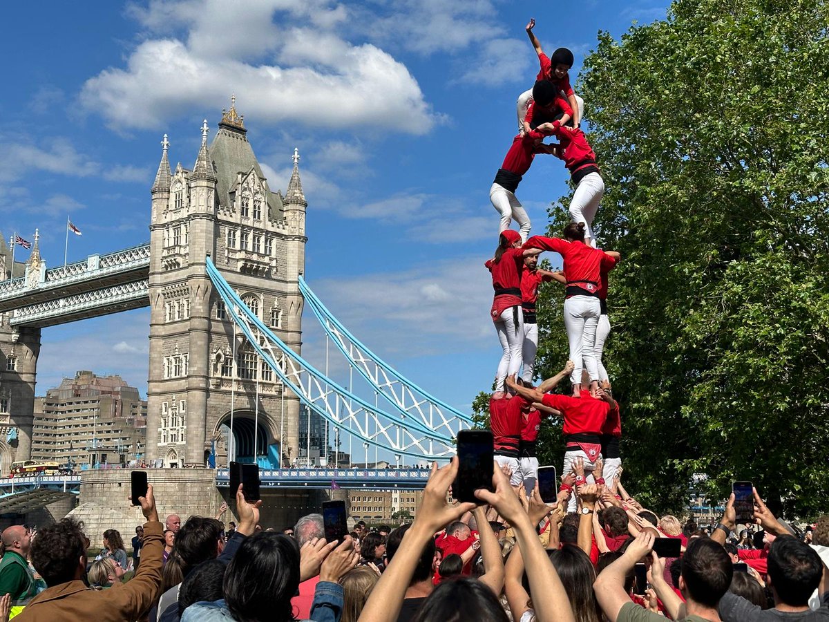 4d6 is back 
#castells #london