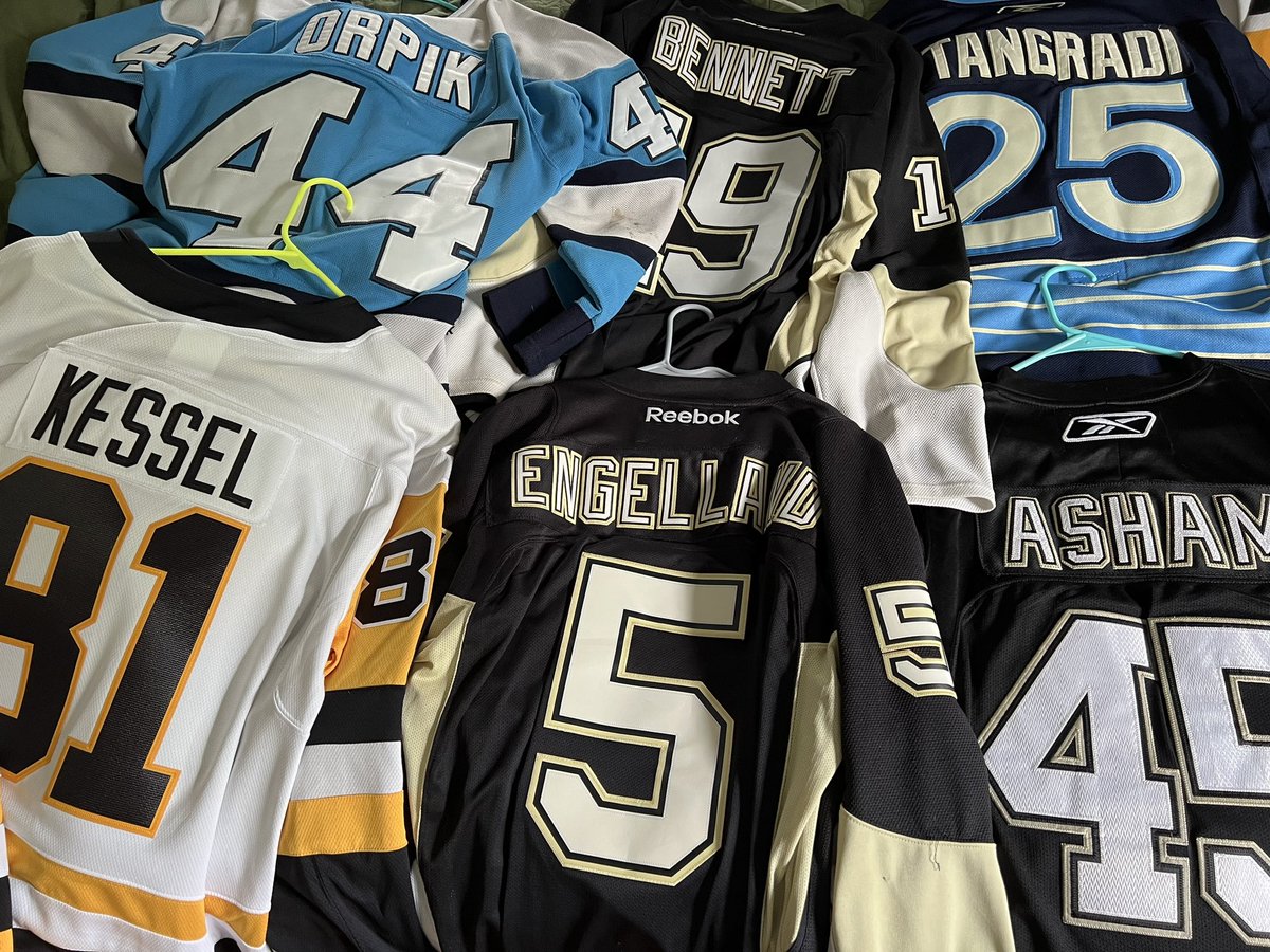 I never realized how many random #Pens jerseys I’ve accumulated over the years 🤣🤣🤣🤣