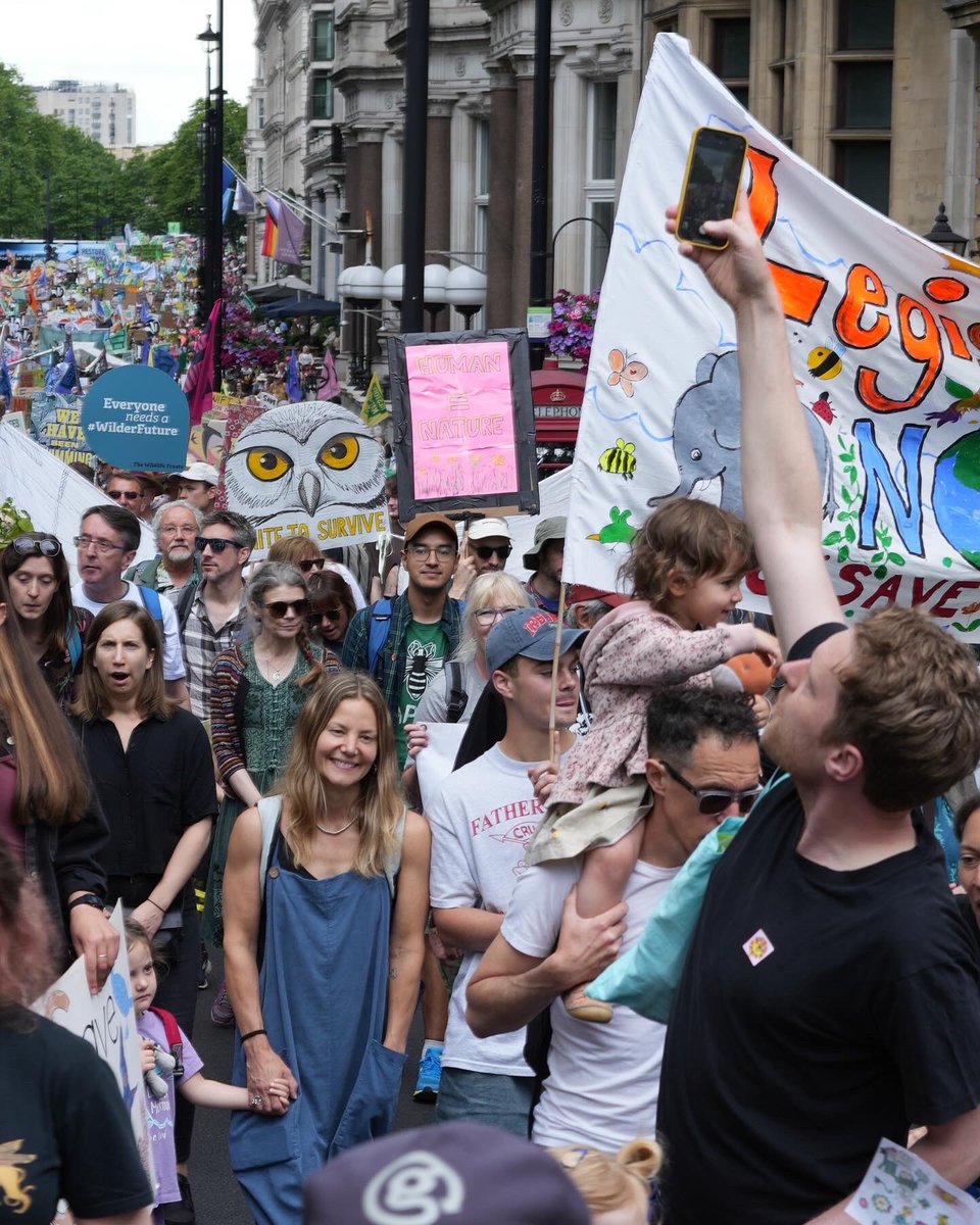 Jack Wallington (@jackwallington) on Twitter photo Pretty much every nature organisation, 350 of them, tens of thousands of scientists, conservationists and growers march through London to tell the UK the manifestos are woefully inadequate to protect nature and us. Unprecedented. <a href="/BBCNews/">BBC News (UK)</a> … nothing 👀 Pretty much every nature organisation, 350 of them, tens of thousands of scientists, conservationists and growers march through London to tell the UK the manifestos are woefully inadequate to protect nature and us. Unprecedented. <a href="/BBCNews/">BBC News (UK)</a> … nothing 👀