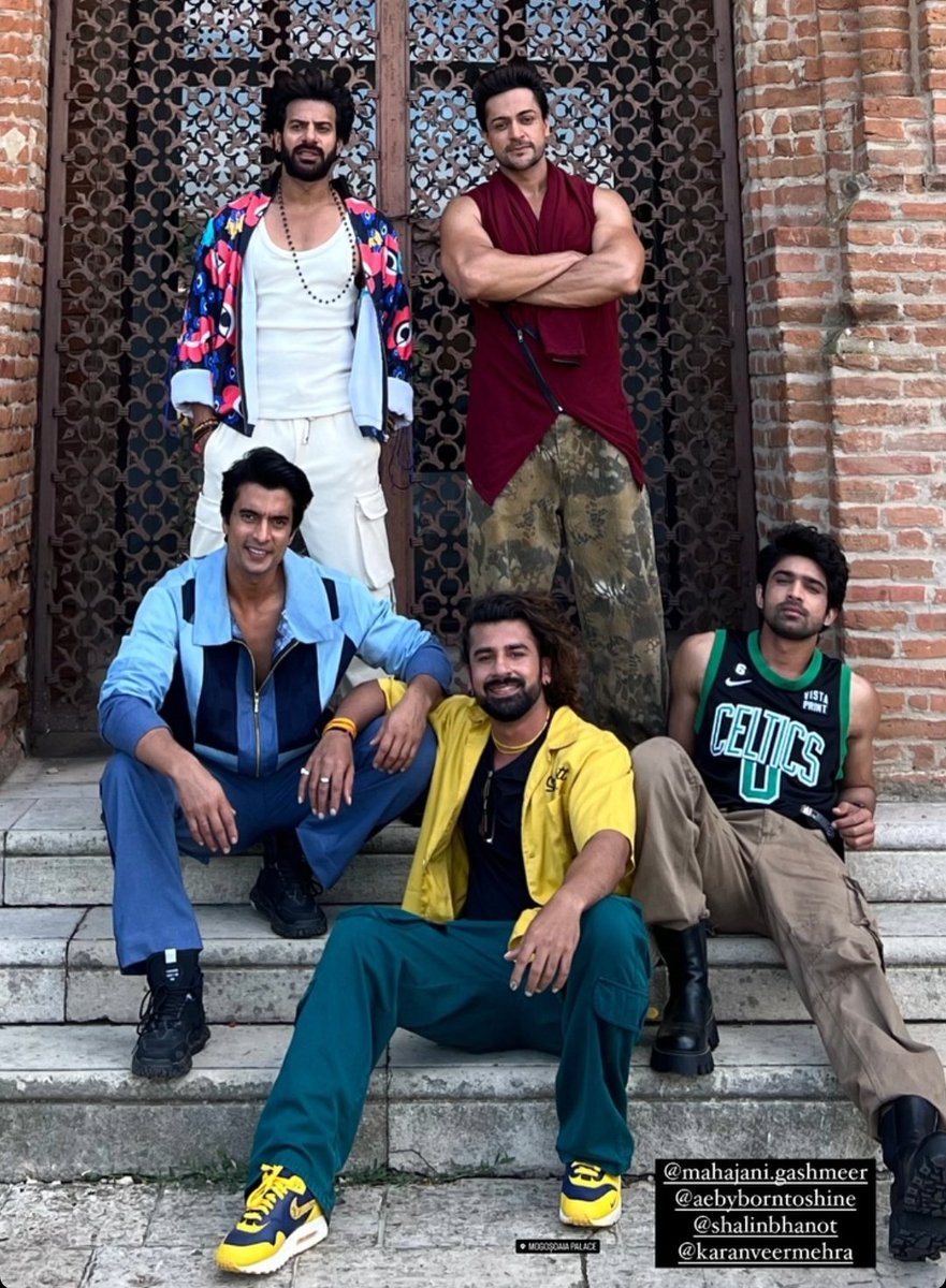 Shalin123fan's tweet photo. Boys 🔥 
(Shalin  Abhishek Gashmeer Karanveer Aashish)  

#ShalinBhanot  #GashmeerMahajani #Abhishekkumar #Khatronkekhiladi14  #Khatronkekhiladi #Shalininkkk14 #Kkk14 #Shalininkkk #Kkk https://t.co/Ptaq7h1Puo