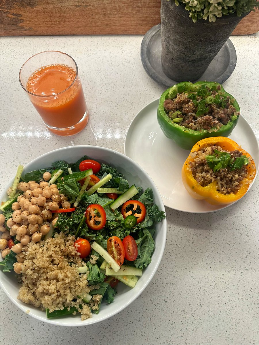 micahdotcom's tweet image. And I’m still not married ☹️