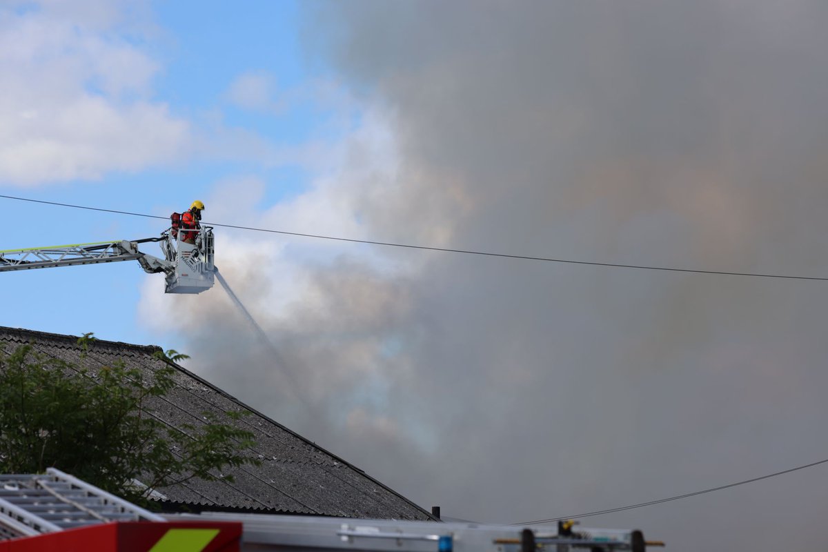 Roch Valley Radio tweet media