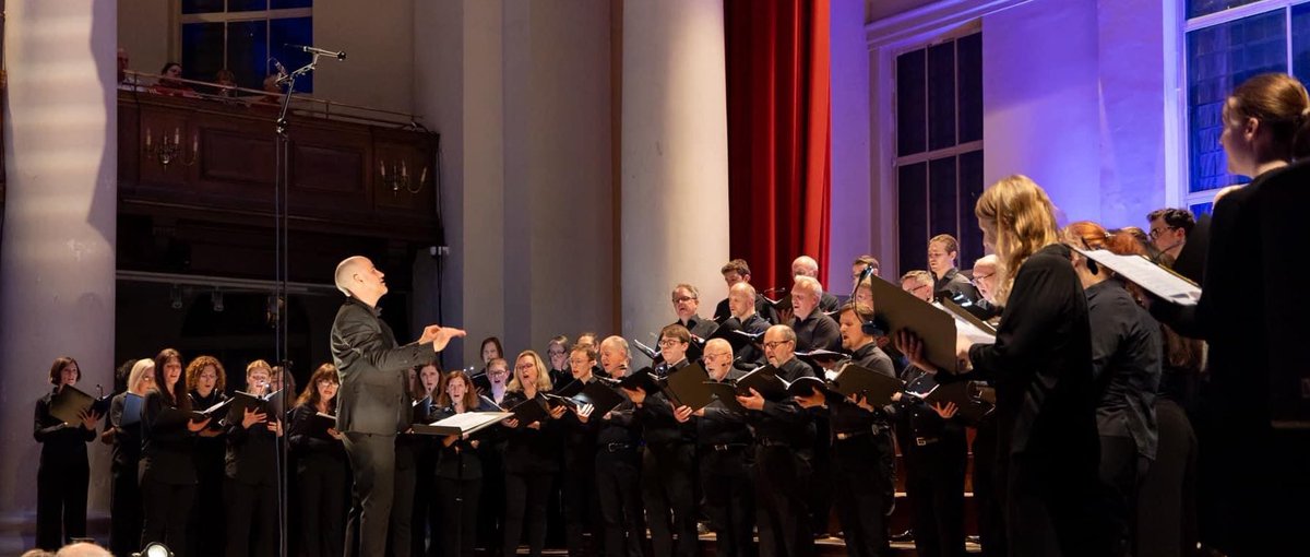 DomEllisPeckham's tweet image. Tickets available now…. Soothe your mind &amp;amp; soul on Election Day by joining @londonoriana &amp;amp; @TheGesualdoSix for a very special collaboration including a rare performance of @EricWhitacre’s ‘The Stolen Child’.  buytickets.at/londonorianach…