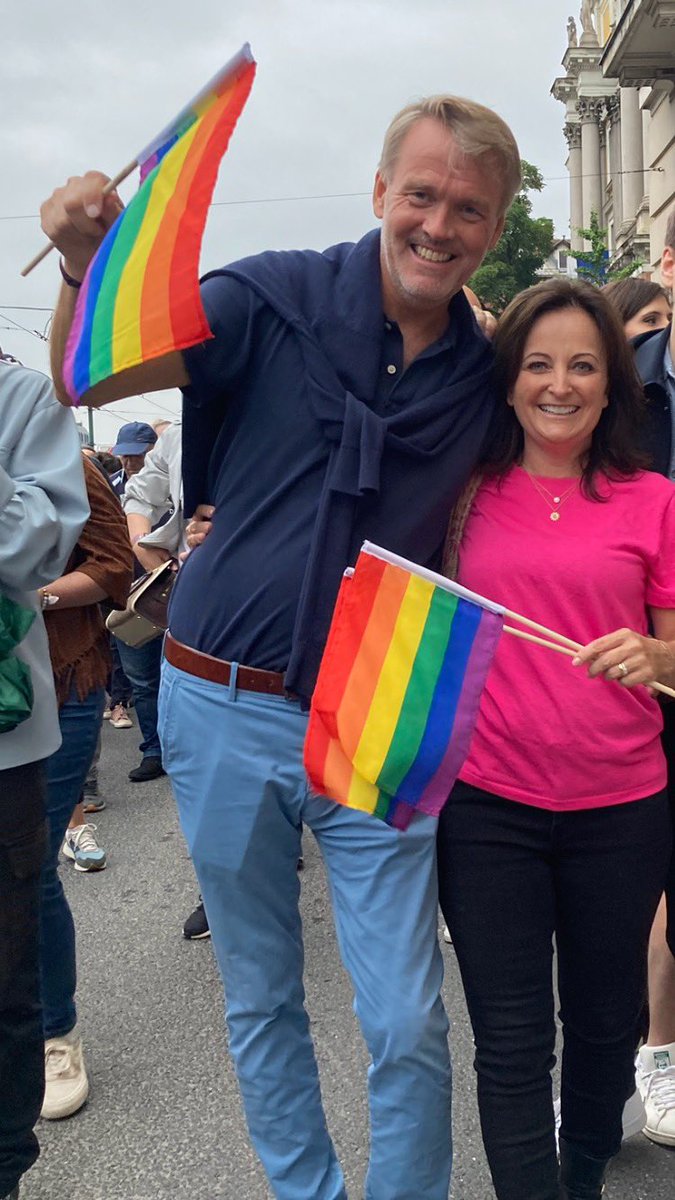 We stand with the LGBTQI+ community in 🇧🇦. It’s about love, diversity and equal rights for all.  🇳🇴🇧🇦🏳️‍🌈❤️