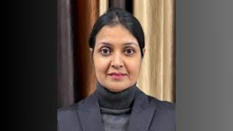 Some people keep the ordinary people's trust in the judiciary alive.
Judge Niyay Bindu is one of them.
She is Brave, legally correct and fearless.