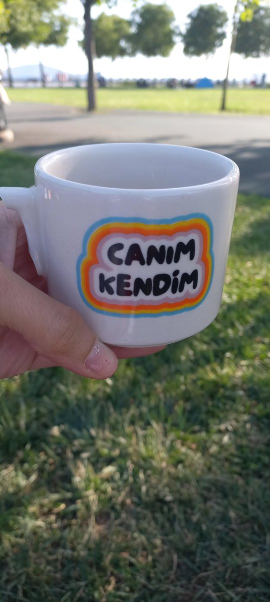 Çünküü canım kendim...🩵 çay var içerse☕️🫖