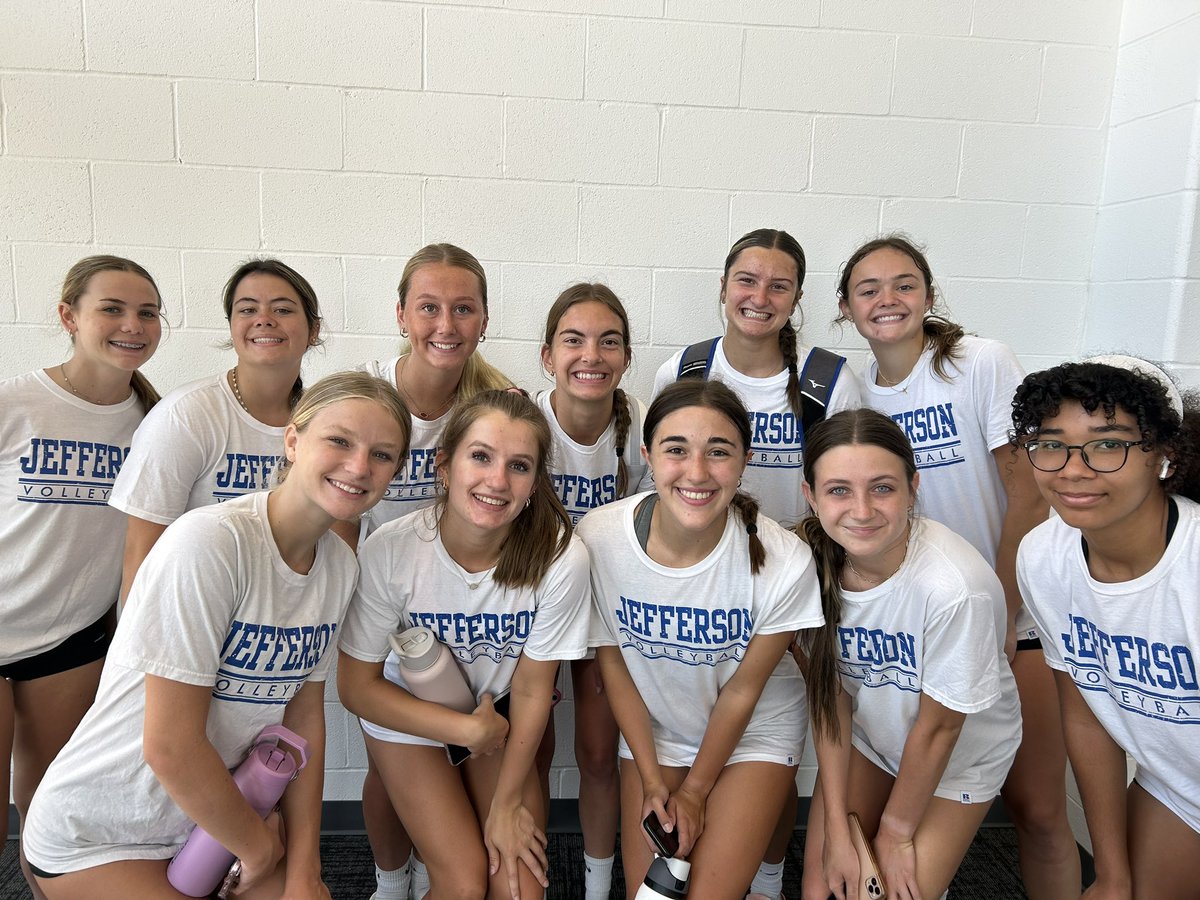 V BlueJay VB Licking Rolla Pool Play:
10-2 for sets!! Tournament play at 1:00 vs Lawson, VA! GETTIN’ AFTER IT!! 🙌 <a href="/STLhssports/">STLhighschoolsports</a> <a href="/LiveStreamSTL/">Live Stream STL</a> <a href="/R7Activities/">R7 Activities</a>