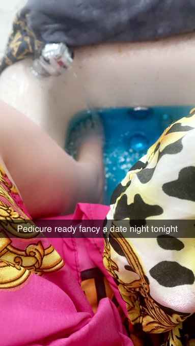🏧 pay up for my #feet and #nails and tax for the honour please pay up &pound;100 into my account will be coming<a href="/tag/feet"class="tags">#feet</a><a href="/tag/nails"class="tags">#nails</a>