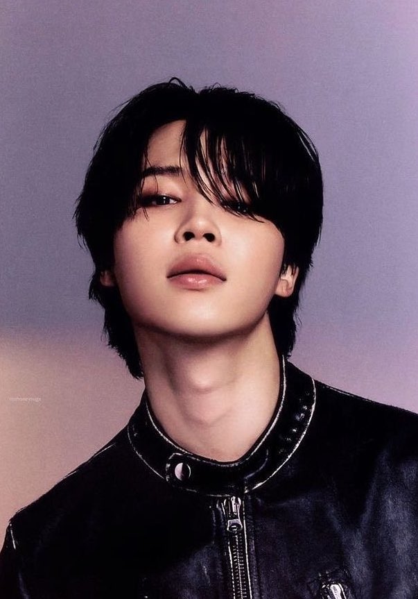 cocojm_ot7's tweet image. FACE 🪻                                    MUSE 🌼