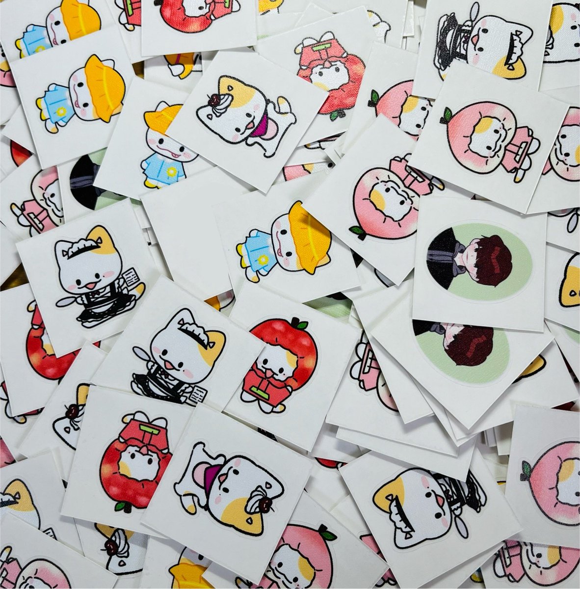 #RT 추첨 2분께 띠부씰 랜덤 4종을 보내드립니다

크래비티 정모 띠부씰 통판 폼
팬콘에서 나눔했었던 띠부씰 판매 요청이 많아 통판 진행합니다🙇‍♂️ 
🗓️2024-06-25 21:09 ~ 🗓️2024-07-06 23:59
#크래비티 #정모 #구정모 #CRAVITY #JUNGMO 
witchform.com/deposit_form.p…