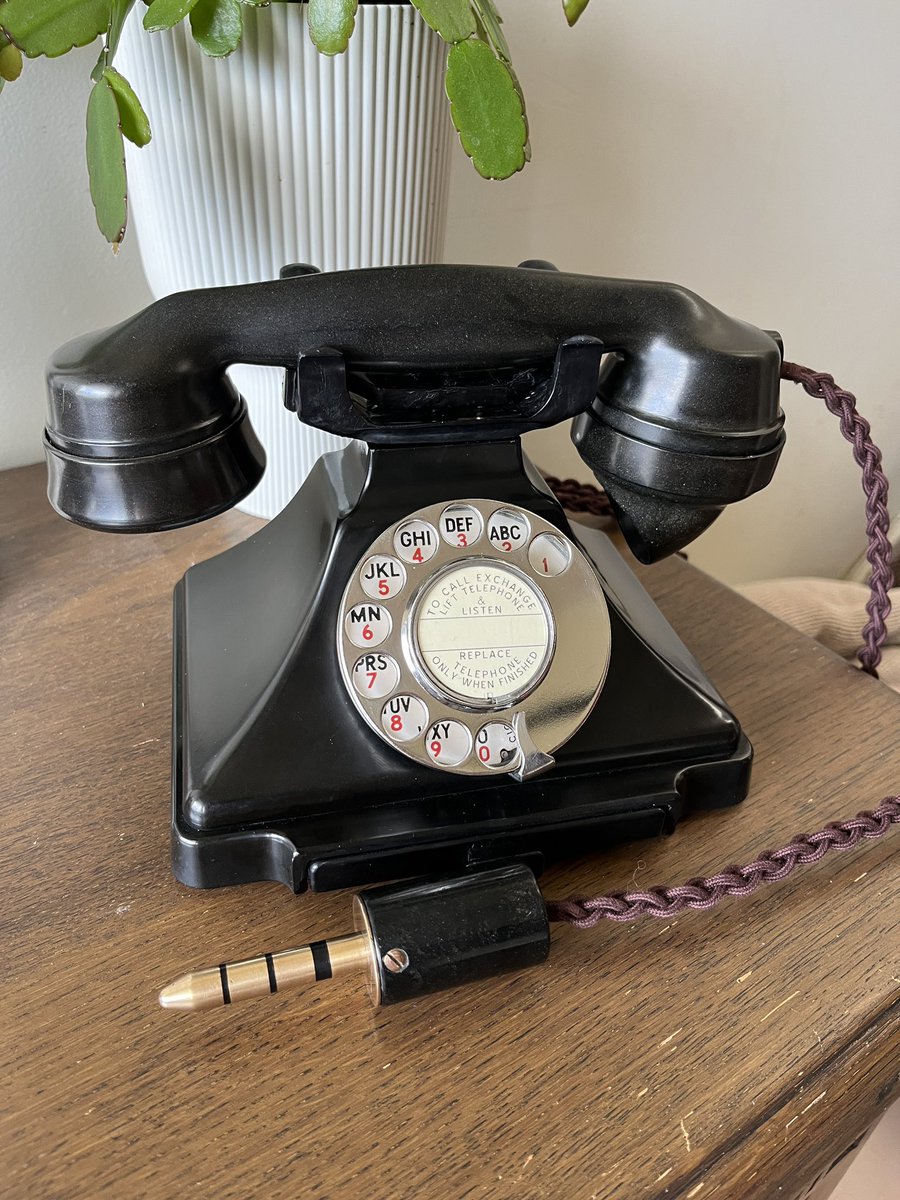 1930’s Bakelite phone restoration. Before and After!
