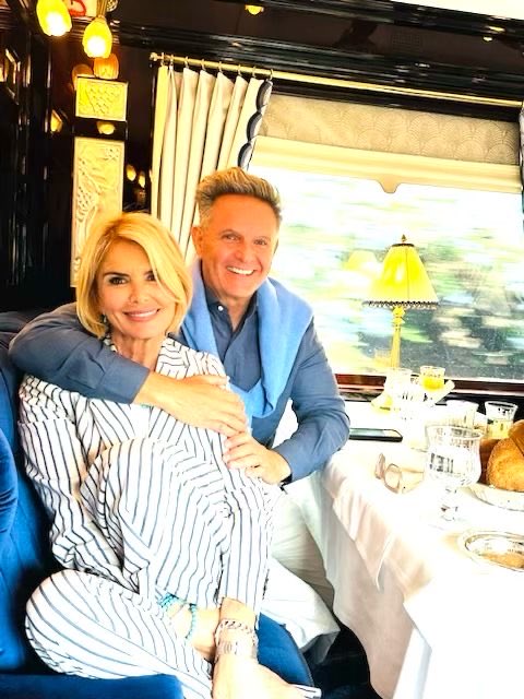 Roma Downey tweet media