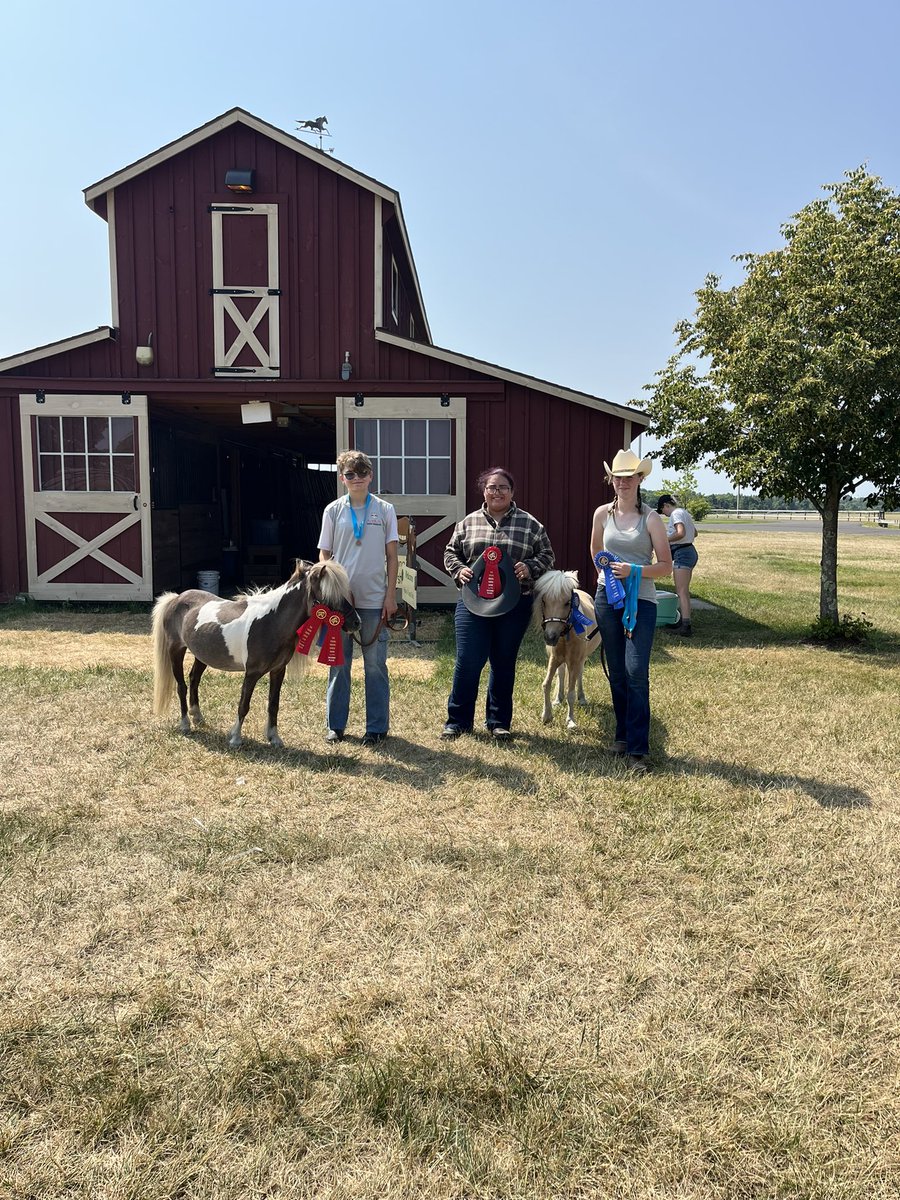 Karissa Kester tweet media