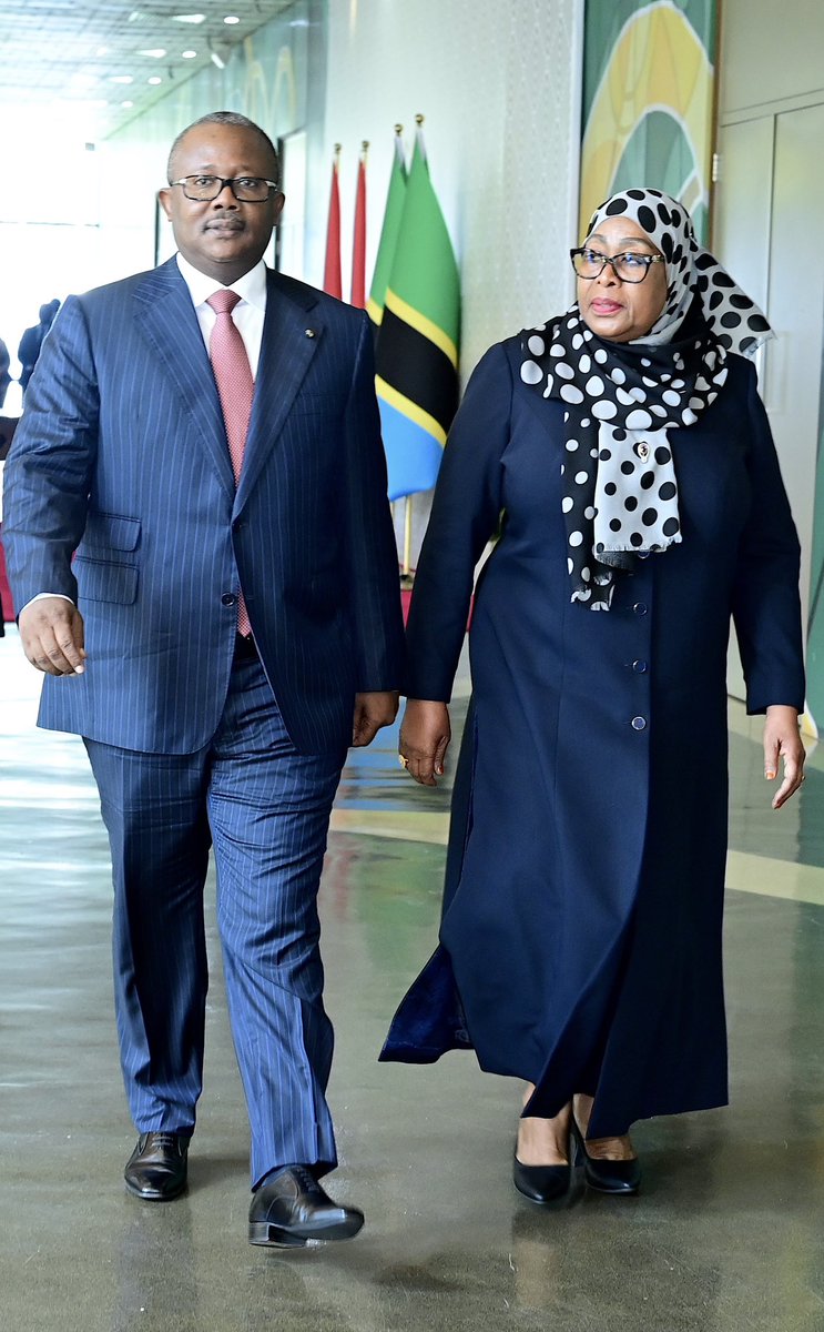 BadruSuleiman's tweet photo. Uhusiano wa Tanzania🇹🇿 na Guinea Bissau 🇬🇼 . Dr Samia Suluhu amempokea Rais wa nchi hio,  Mheshimiwa Umaro Mokhtar Sissoco Embaló. Guinea Bissau inasemekana kuwa ni miongoni mwa wauzaji wakubwa wa Korosho, Njugu Nyasa na Samaki duniani. Je mkutano huu una mikakati gani? https://t.co/1tkhkBHC1Q