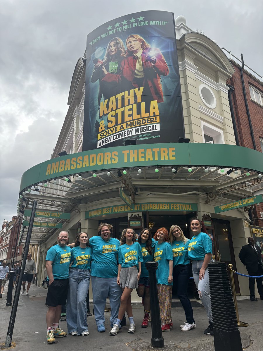 Kathy & Stella Solve a Murder! tweet media