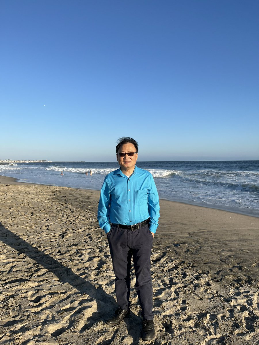 In Orange County，attending Chinese Christian Retreat. Meditating God’s wonderful work in our life and ministries. After that enjoy the wonderful creation of God! Sing the song God How Great Thou Art!