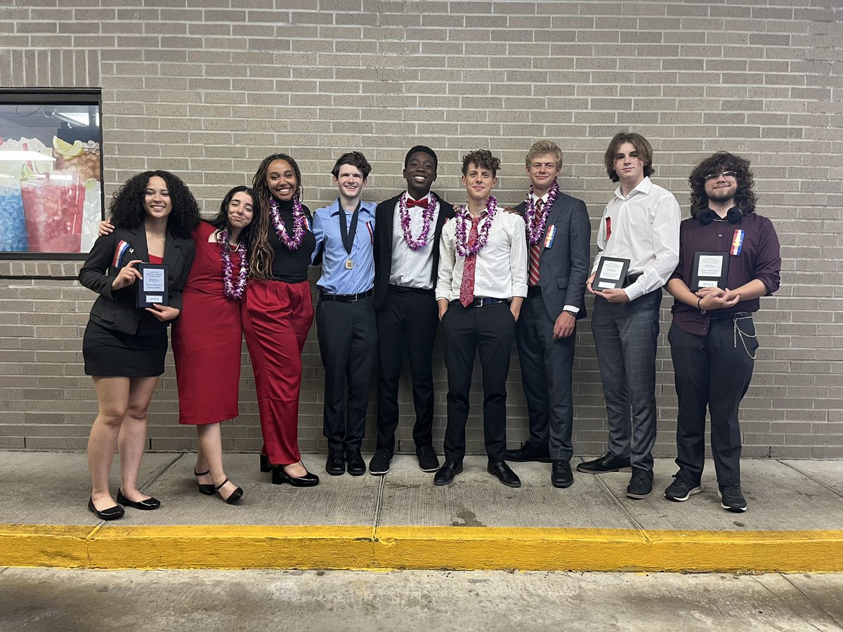 Central_AD's tweet photo. HUGE congratulations to the Central Speech &amp; Debate team on their accomplishments this past weekend at the National Tournament!  Central had several individuals in the top-64 and one team brought home a NATIONAL CHAMPIONSHIP!

See results below 👇. https://t.co/Jd8WMMrjpU