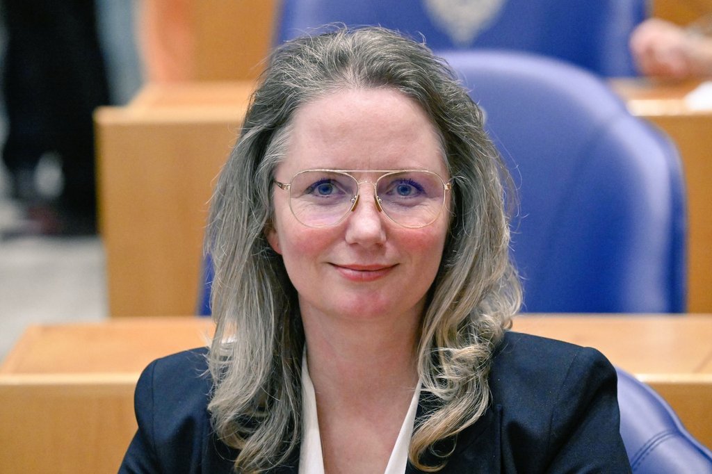 Stelling: Fleur Agema wordt een veel betere minister van Volksgezondheid dan Hugo de Jonge! 

Doe een ♥️ &amp; RT als je het eens bent!