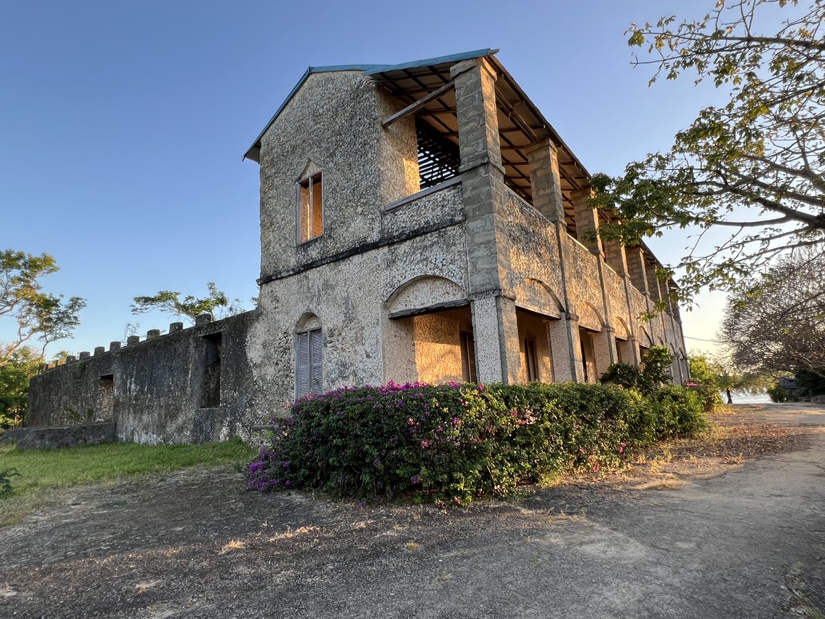 Urithi Wetu (@urithiwetutz) on Twitter photo The island of #Chole in #Mafia has excellent monuments! Do visit them when you travel to #MafiaIsland
Photo credit: <a href="/IchumbakiE/">Elgidius Ichumbaki, Ph.D.</a> The island of #Chole in #Mafia has excellent monuments! Do visit them when you travel to #MafiaIsland
Photo credit: <a href="/IchumbakiE/">Elgidius Ichumbaki, Ph.D.</a>