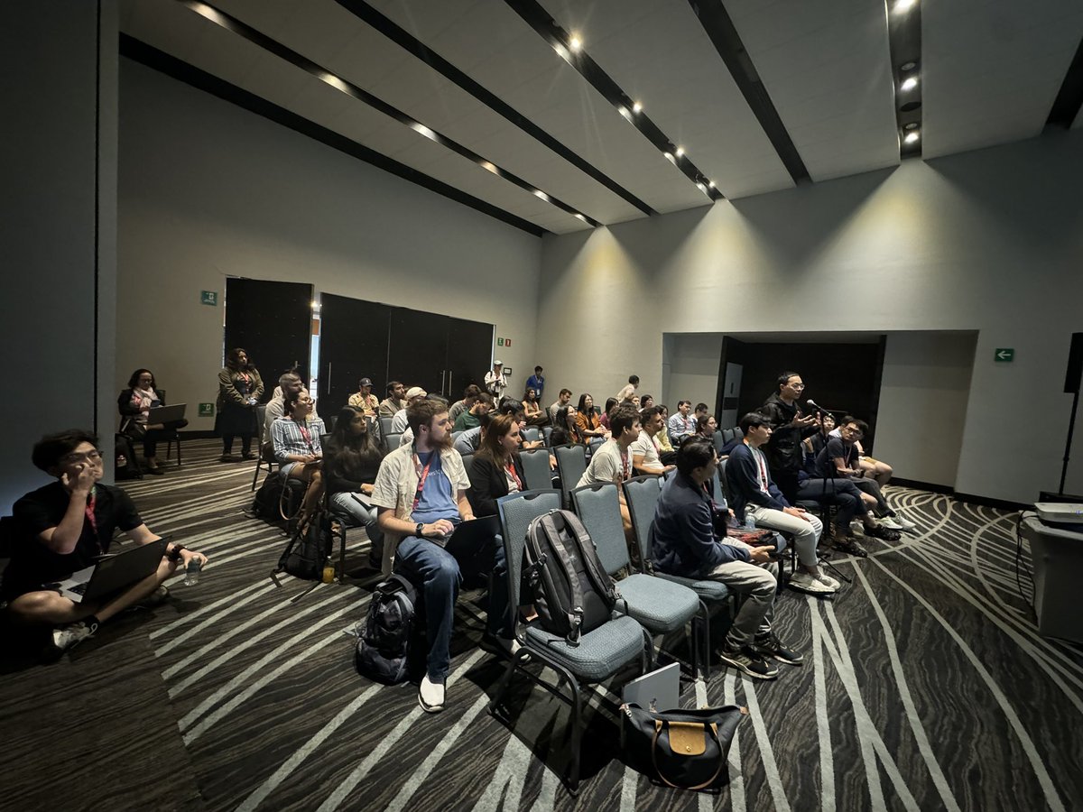 It’s a wrap! This year’s <a href="/dash_workshop/">DaSH</a> #NAACL2024 ended with an engaging panel discussion with <a href="/DanRothNLP/">Dan Roth</a> @HadasKotek and <a href="/Diyi_Yang/">Diyi Yang</a> on the Challenges and Opportunities of Data Science with Human-in-Loop in the age of LLMs. 

Special thanks to <a href="/Adobe/">Adobe</a> for sponsoring the