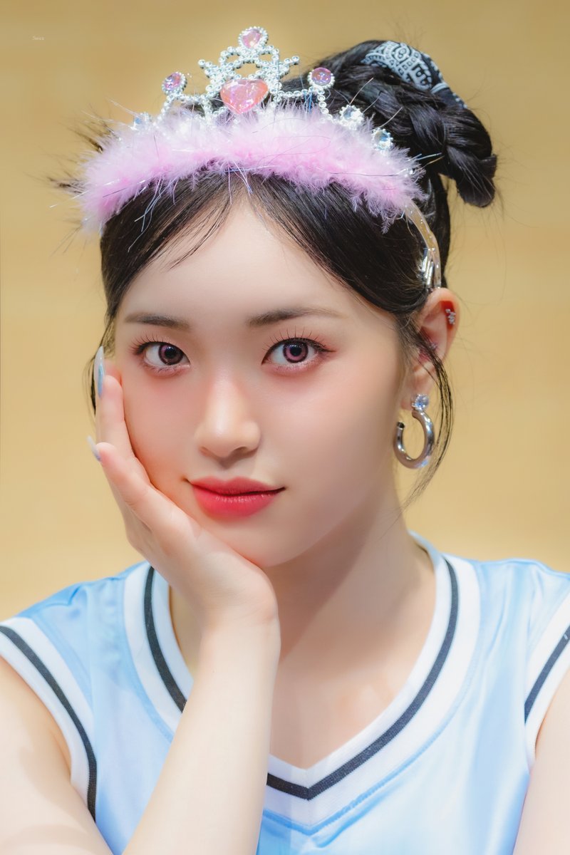 candy_suica's tweet photo. 240622 팬사인회  #수이 #캔디샵 #CandyShop https://t.co/8RZ9lxHDWZ
