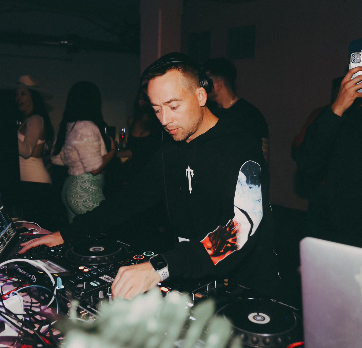 calegranton's tweet image. 