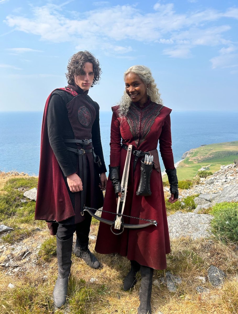 Harry Collett tweet media