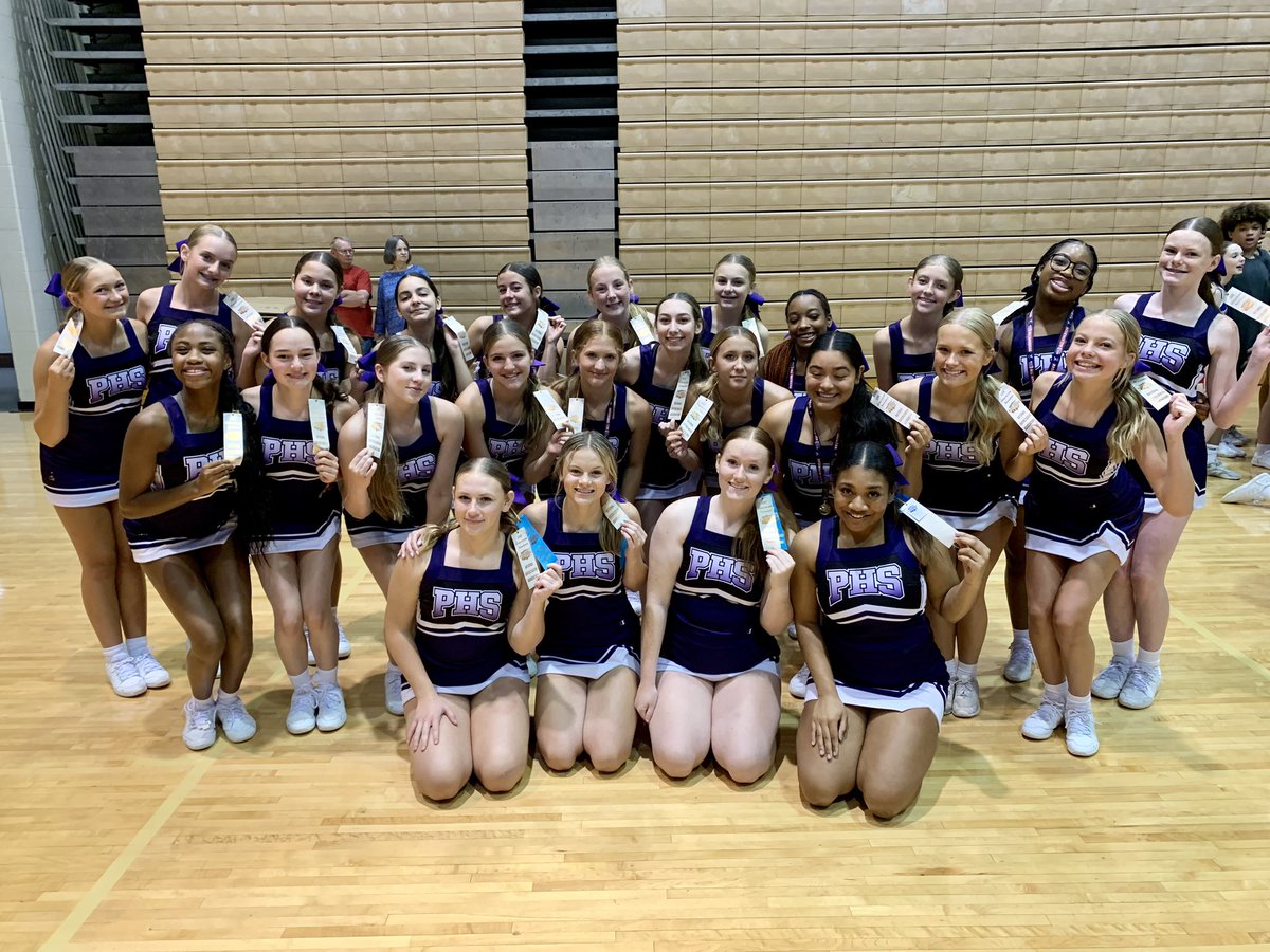 HereWeGoPiper's tweet image. 2024 NCA Camp was a blast! This is the biggest team Piper’s ever had and man oh man, did they clean up!

💜 25 All-American Nominees 
💜 4 NCA All-Americans
💜 3 Pin It Forward Recipients 
💜 Best Crowd Leading &amp;amp; Use of Props
💜 Top Team Band Chant 
💜 NCA Spirit Award