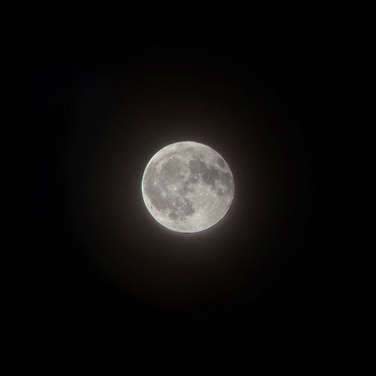 smartphone_astr's tweet image. By our member krb_everything. #Celestron Skymaster 15×70 Bino
#Redmi Note 11
#EagleImageStacker and Snapseed 
ISO - 50
SS- 1/200 - #Astrophotography #smartphone_astrophotography #mobilephotography #Moon #MoonHour @the_ita_moon @MoonHourSocial