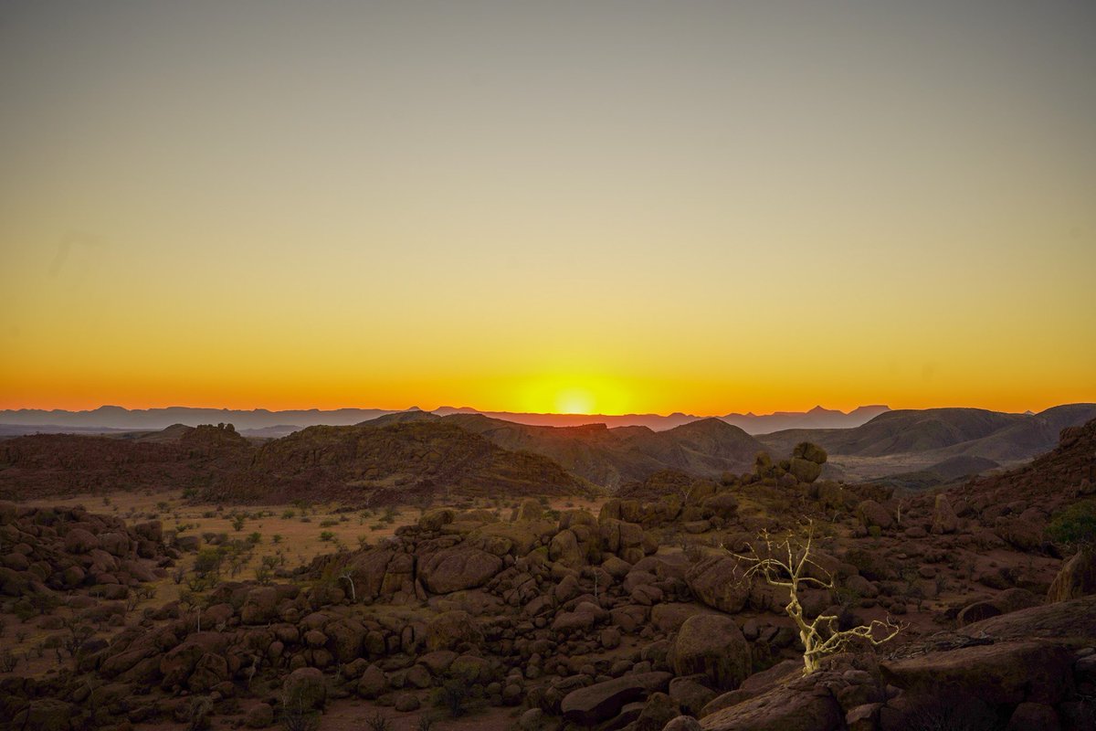 I’ve spent the last two weeks traveling through Namibia with my family and it was truly the trip of a lifetime.

And (no surprise here) I brought my camera along! Here are just a few of my favorites from the journey.
