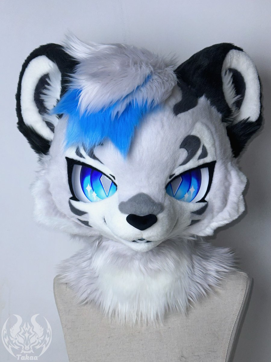 CM 🤍🖤
#furry #furrycommission 
#kemono