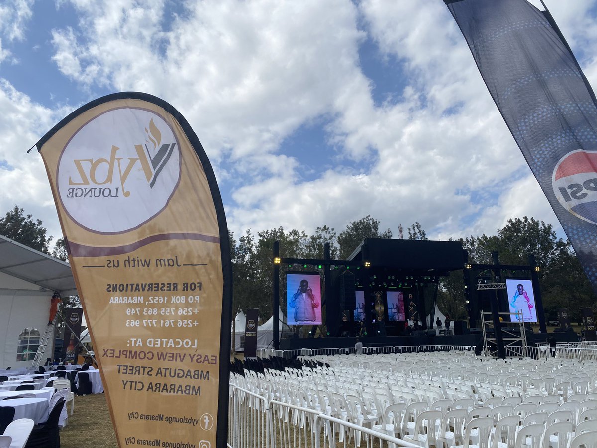 Vybz_Lounge's tweet photo. We're proud to be part & sponsors of #MbararaCityFestival
Tonight weβre in to support our boy @Ray_G_official come all at Booma Grounds #RayGHomeComingConcert https://t.co/199SLvnXkF