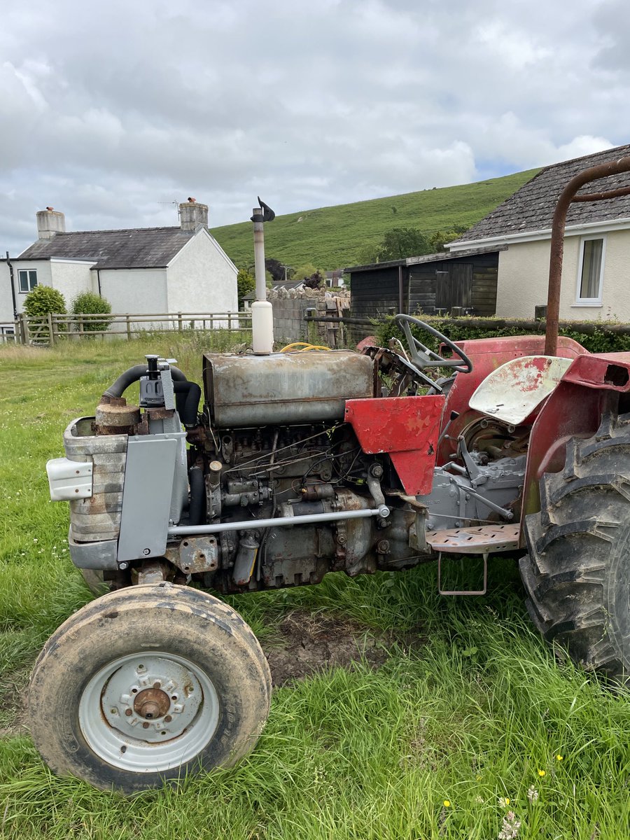 Problems with old tractors! New radiator but now on road to recovery ⁦<a href="/MF_EAME/">Massey Ferguson Official</a>⁩