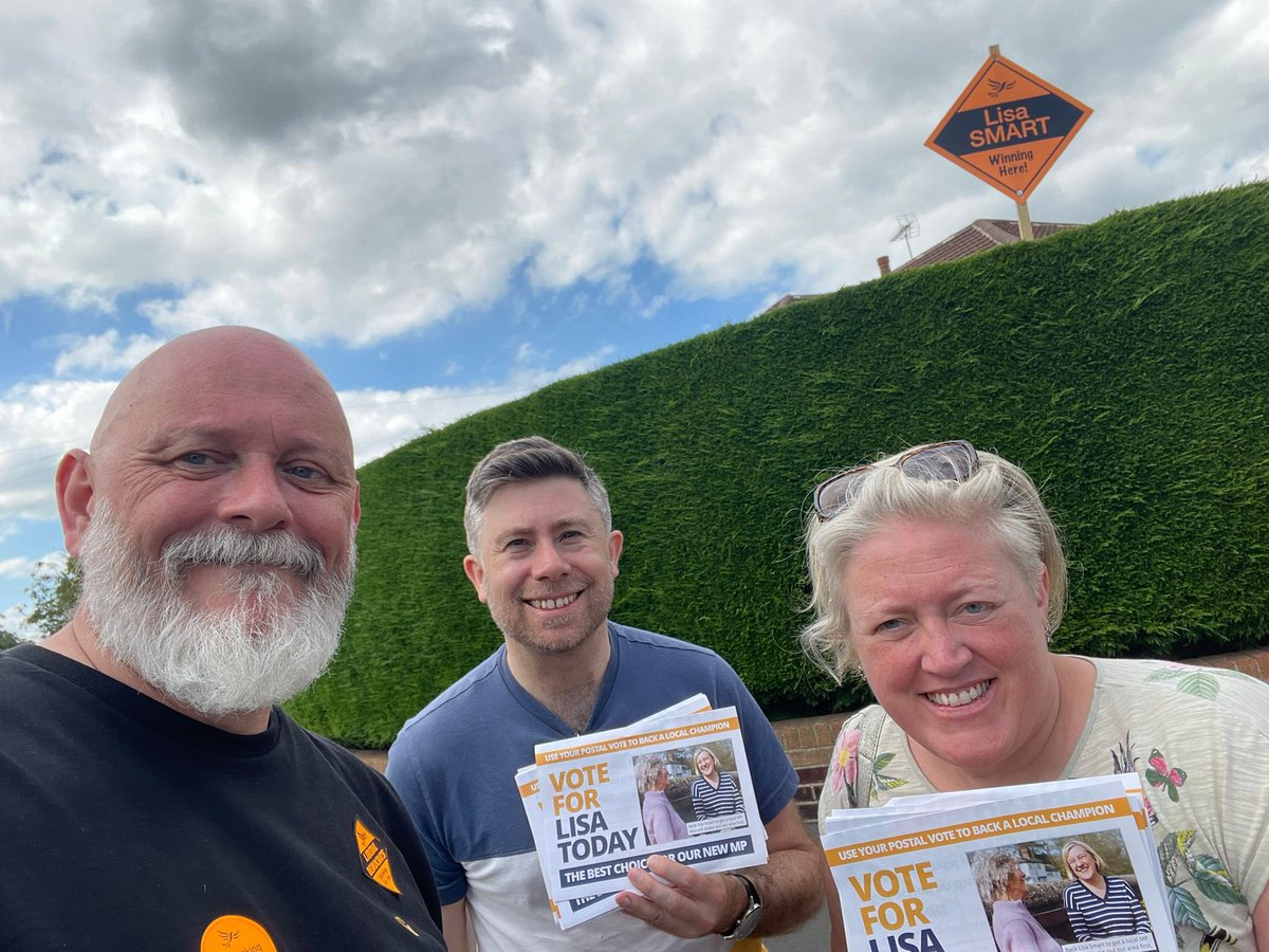 Rich Macmillan (@macblog82) on Twitter photo Lovely day campaigning in Hazel Grove with <a href="/TerryStacyLD/">Terry Stacy MBE (he/him)</a> and <a href="/Dawn_Barnes/">Dawn Barnes 🔶</a> for the wonderful @Lisa_Smart so much support for the Liberal Democrats! Good luck Lisa. Lovely day campaigning in Hazel Grove with <a href="/TerryStacyLD/">Terry Stacy MBE (he/him)</a> and <a href="/Dawn_Barnes/">Dawn Barnes 🔶</a> for the wonderful @Lisa_Smart so much support for the Liberal Democrats! Good luck Lisa.