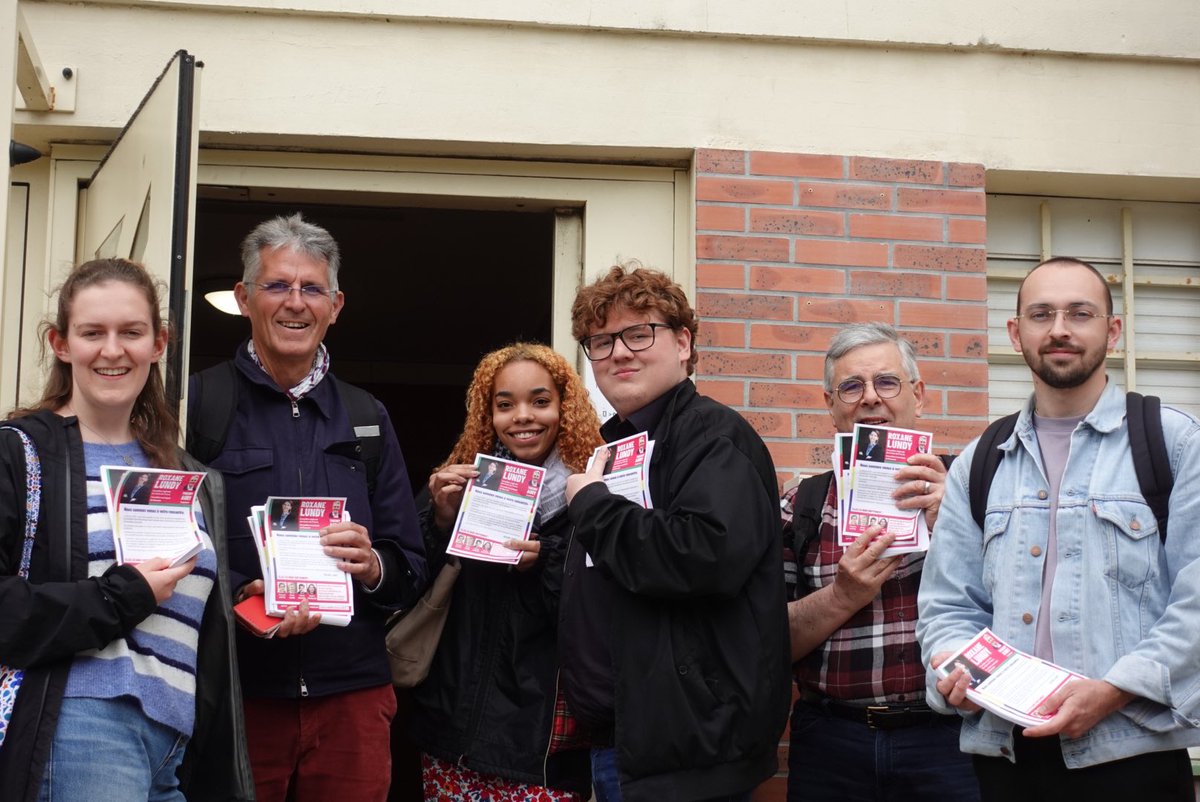 maxine_mai's tweet photo. Non, la Picardie n’est pas destinée à devenir une terre où l’extrême-droite est reine.

Du travail, pour la gauche il en reste. Mais de l’espoir aussi.

Merci à l’équipe de @roxane_Lundy à Beauvais pour ce bout de campagne.
Merci de continuer à faire vivre l’espoir et la lutte ! https://t.co/ugJYNbAcjy