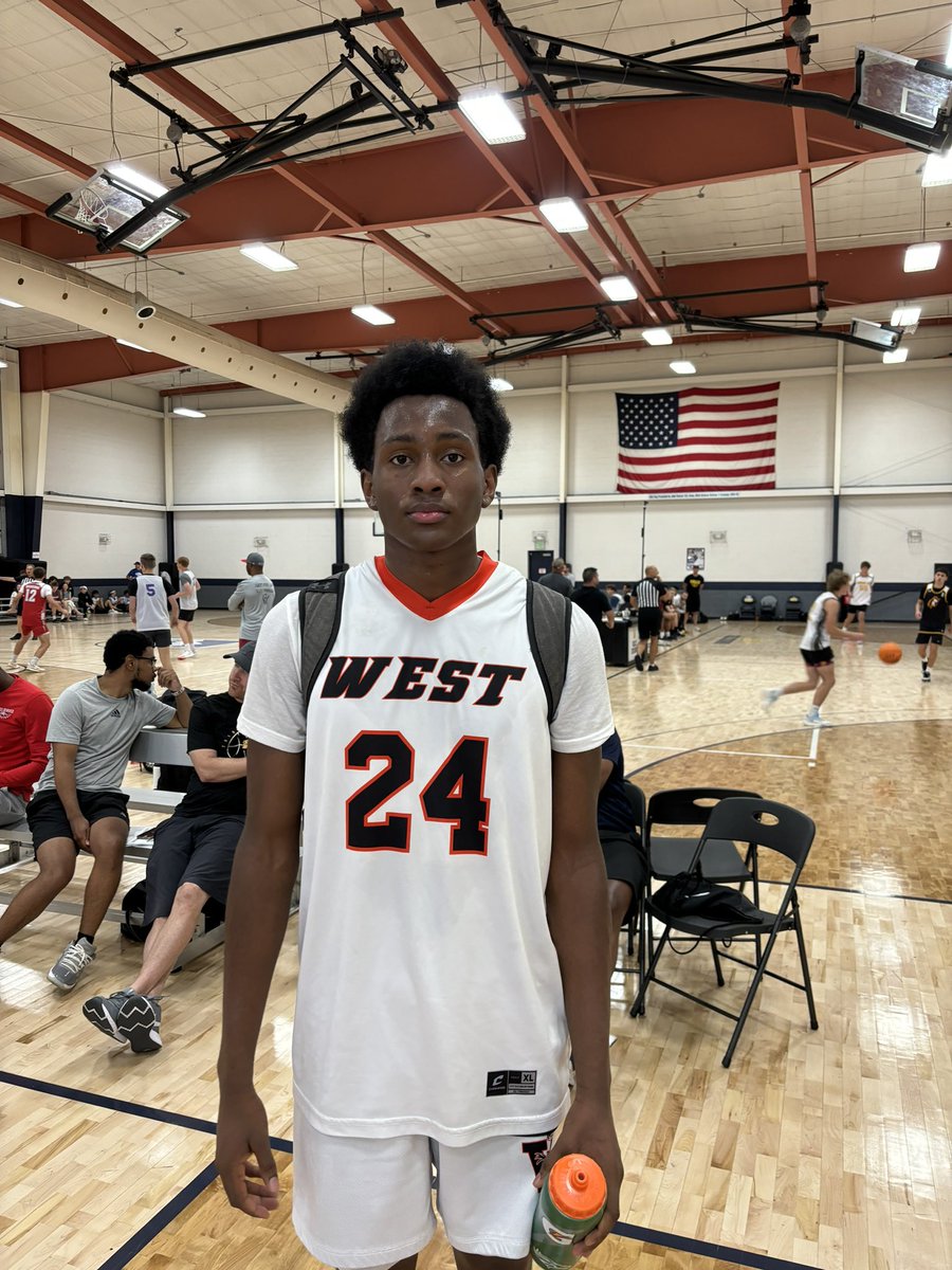 Colorado Hoops (@cohoops5280) on Twitter photo Luke Bakken <a href="/lukebakken11/">Luke Bakken</a> & Zane El Bassuni <a href="/Zane_ElBassuni/">Zane</a> led Highlands Ranch to the win over Denver West. Both got downhill aggressively looking to finish at the rim.
Jeremiah Parker for Denver West stood out as an under the radar prospect to keep an eye on
<a href="/ColoradoLive_SS/">COLORADO LIVE Scholastic Showcase</a> Luke Bakken <a href="/lukebakken11/">Luke Bakken</a> & Zane El Bassuni <a href="/Zane_ElBassuni/">Zane</a> led Highlands Ranch to the win over Denver West. Both got downhill aggressively looking to finish at the rim.
Jeremiah Parker for Denver West stood out as an under the radar prospect to keep an eye on
<a href="/ColoradoLive_SS/">COLORADO LIVE Scholastic Showcase</a>
