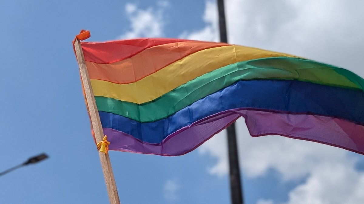 #QUITO

A esta hora caminamos hacia el Parque Bicentenario con la marcha del #OrgulloQuito. 

Queremos ver sus fotos 👇🏼