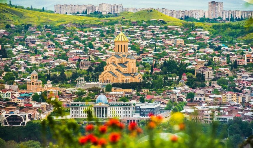 Тбилиси🥰Вид на Старый город,Авлабар,где я родился и прожил 50 лет👍На заднем плане микро район Варкетили🙃
