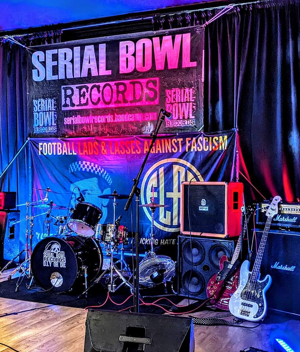 Love a punk gig! Side note: but not really, from an outsider, who can't yet vote in the UK (but who will be voting anti-Trump in the US elections)...#fuckthetories 

#serialbowlrecords
#sunderland
#fuckfascism