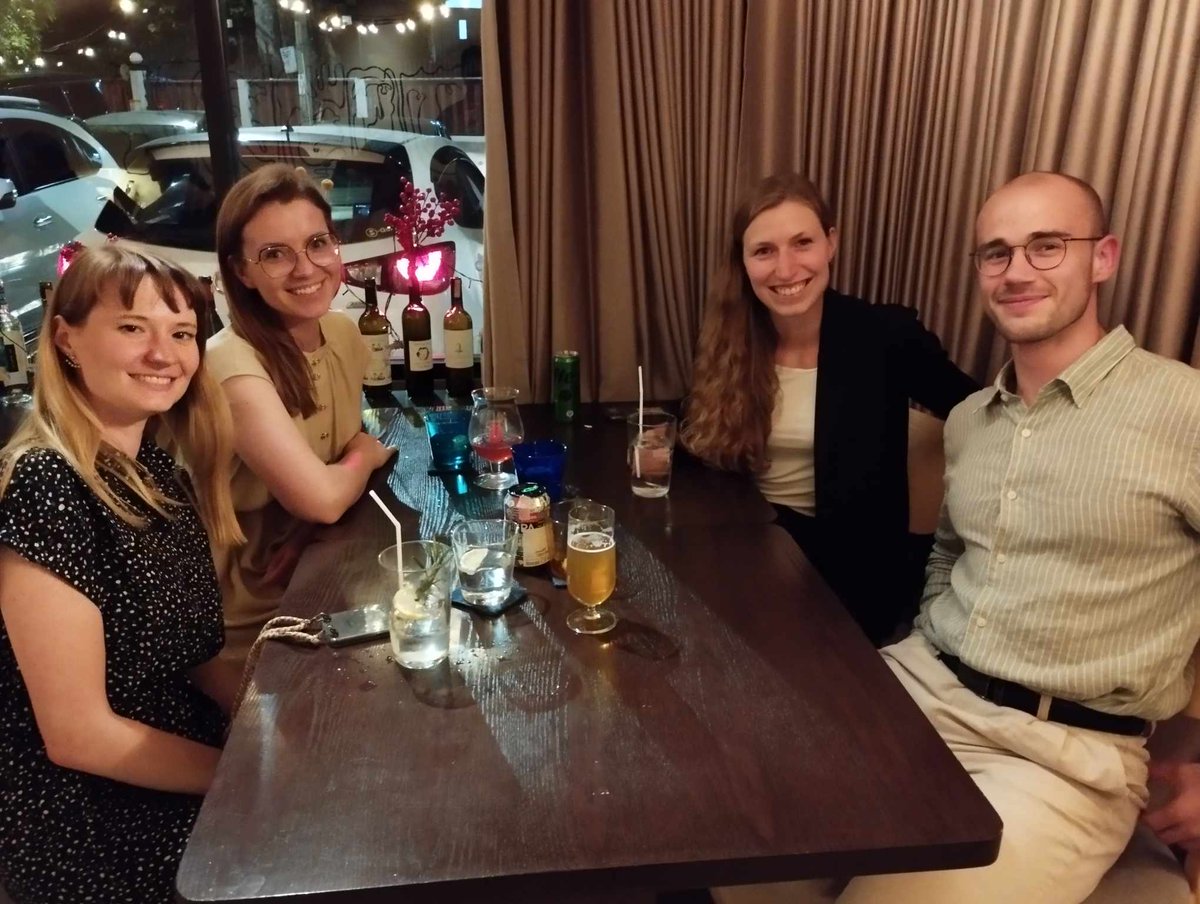 #WürzburgPlateletGroup is having fun in Bangkok #ISTH2024 Has been an outstanding meeting so far! 👏 <a href="/NieswandtLab/">NieswandtLab</a> <a href="/StefanoNavarro8/">Stefano Navarro</a> <a href="/gabrielhmaraujo/">Gabriel Araujo</a> @DrosteMargret <a href="/Derszniak_K/">Katarzyna</a>