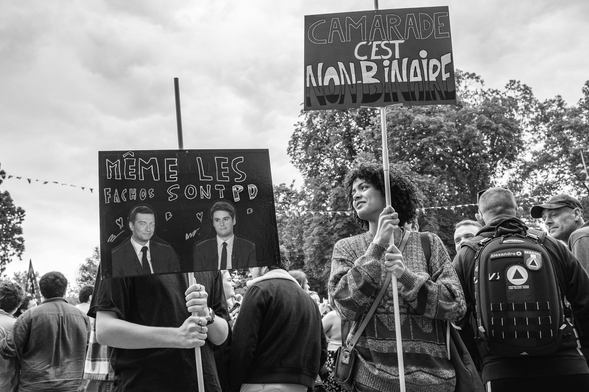 "Laissons passer les messages "
#photo #pride #rouenpride #pridemonth 
<a href="/fiertescolorees/">Fiertés Colorées</a>