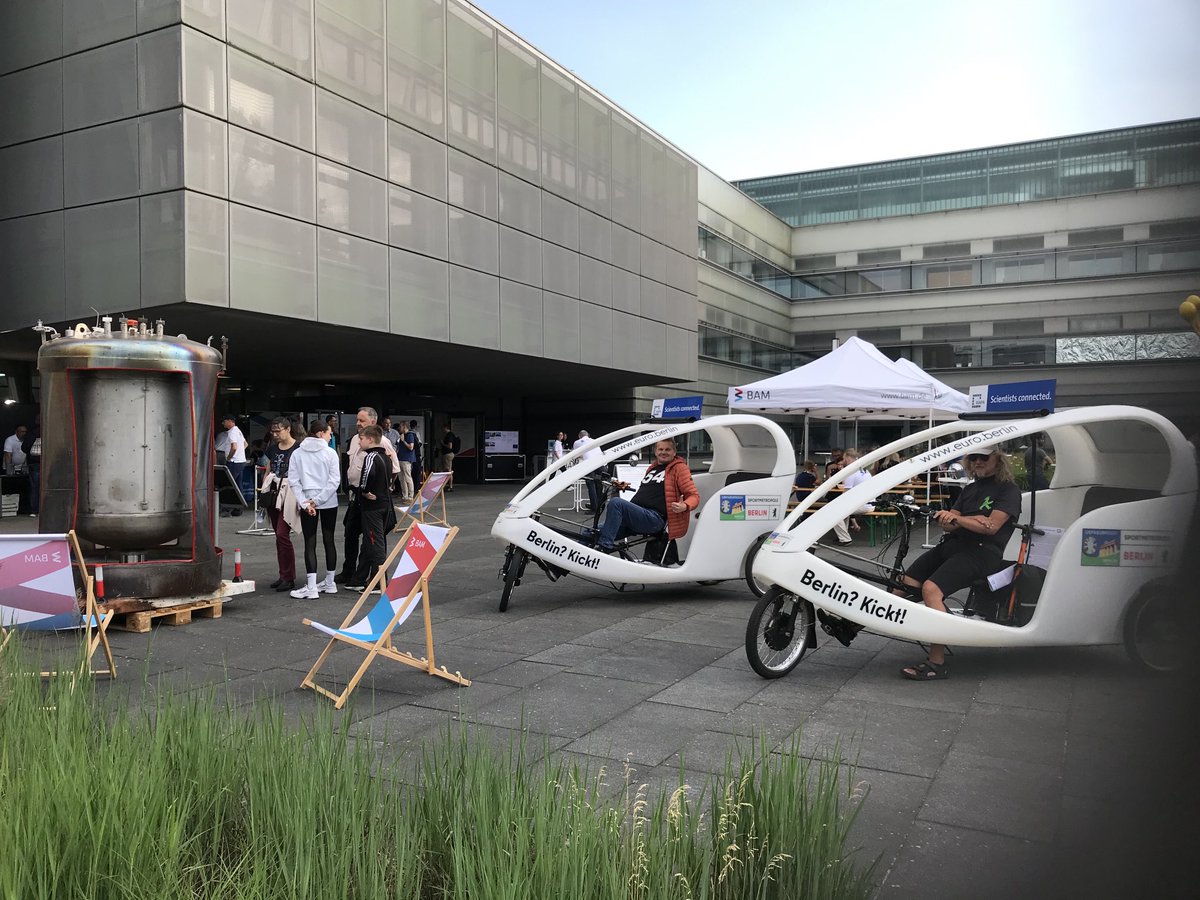 Auch mit den Velotaxis der IGAFA kommen Sie gut ⁦<a href="/BAMResearch/">BAM_DE</a>⁩ 😁