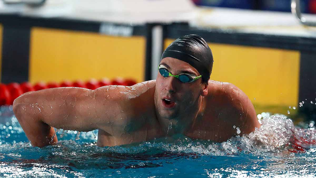 🇹🇷 Fenerbahçeli milli yüzücümüz Emre Sakçı Avrupa Şampiyonu oldu. 🥇

Sırbistan’ın başkenti Belgrad’da düzenlenen Su Sporları Avrupa Şampiyonası’nda 50 metre kurbağalama finalinde yarışan Emre Sakçı 26.92’lik derecesiyle altın madalya kazandı.