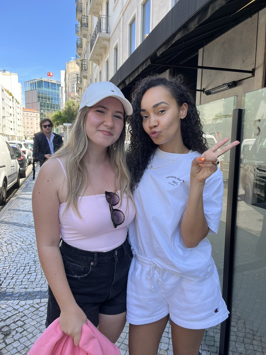 13tgw's tweet photo. leigh-anne is a gem 🥹 https://t.co/ur1ZzZgDiS