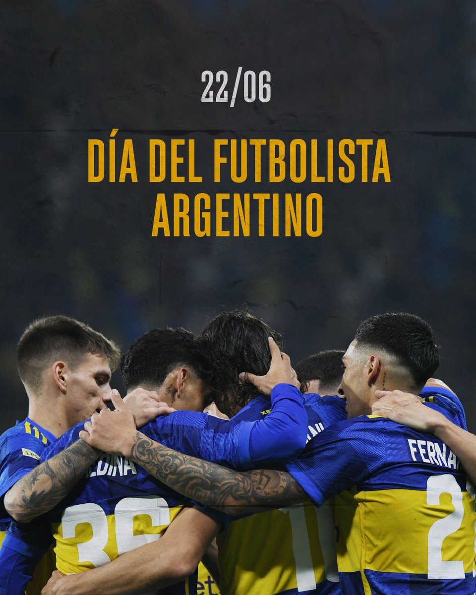 BocaJrsOficial's tweet photo. ¡Feliz día a todos los futbolistas que defendieron y defienden estos colores! 💙💛💙 https://t.co/JrlgFun1Z5