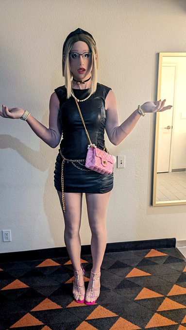 Remember to show off your Sparkle Girls!  Being sparkly is more than just Outfit: it's Attitude! https://t<a href="/tag/skinsuit"class="tags"><span>#skinsuit</span></a>